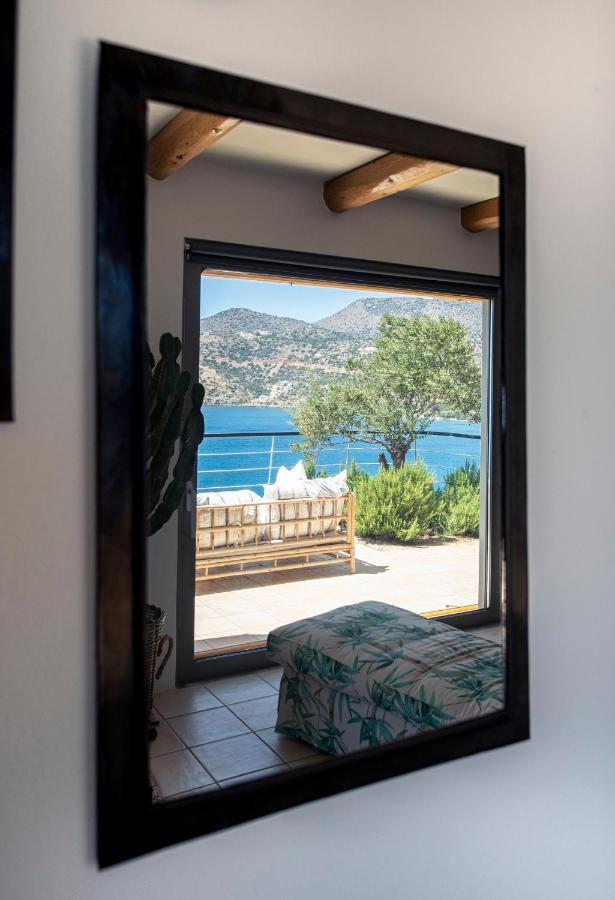Villa Aiolos: Above The Sea, Within Agios Nikolaos Kültér fotó